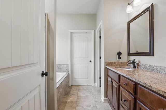 4505 Western Woods, Benton, AR 72015