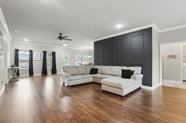 4505 Western Woods, Benton, AR 72015