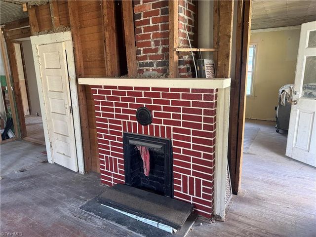 213 W Decatur Street, Madison, NC 27025