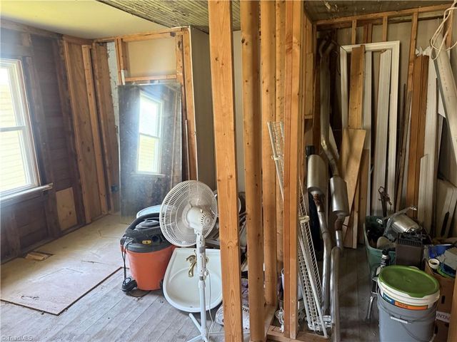 213 W Decatur Street, Madison, NC 27025