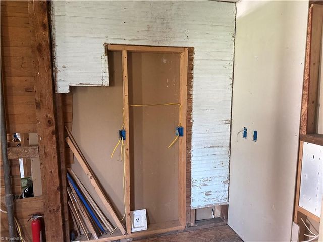 213 W Decatur Street, Madison, NC 27025