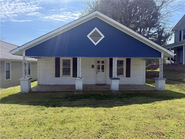 213 W Decatur Street, Madison, NC 27025