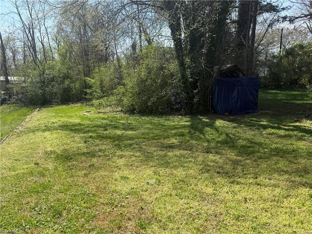 213 W Decatur Street, Madison, NC 27025