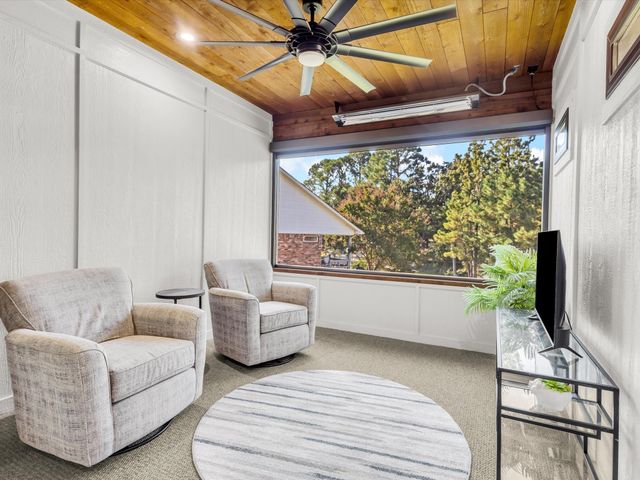 102 Shadywood Place, Enchanted Oaks, TX 75156