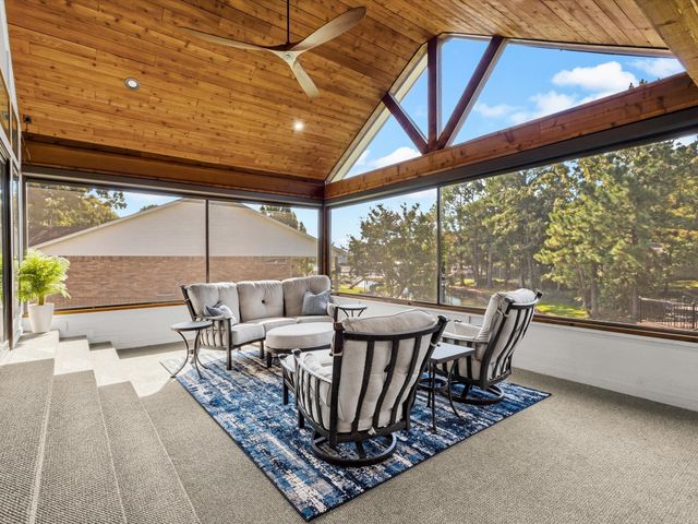 102 Shadywood Place, Enchanted Oaks, TX 75156