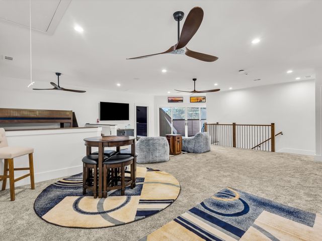 102 Shadywood Place, Enchanted Oaks, TX 75156