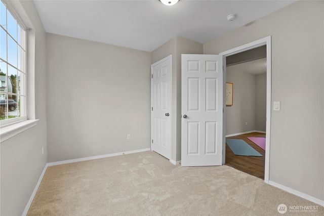 18926 21st Ave W, Lynnwood, WA 98036