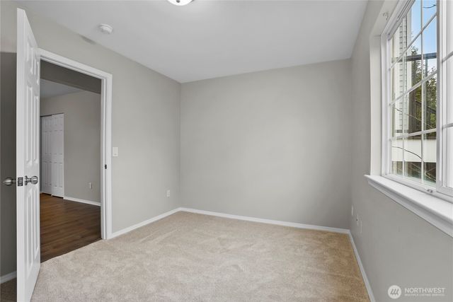 18926 21st Ave W, Lynnwood, WA 98036