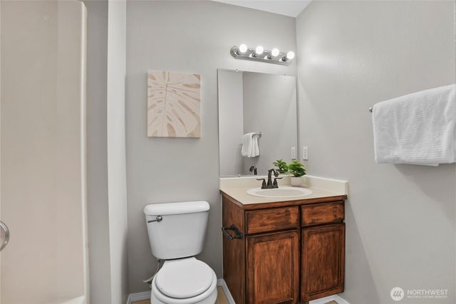 18926 21st Ave W, Lynnwood, WA 98036