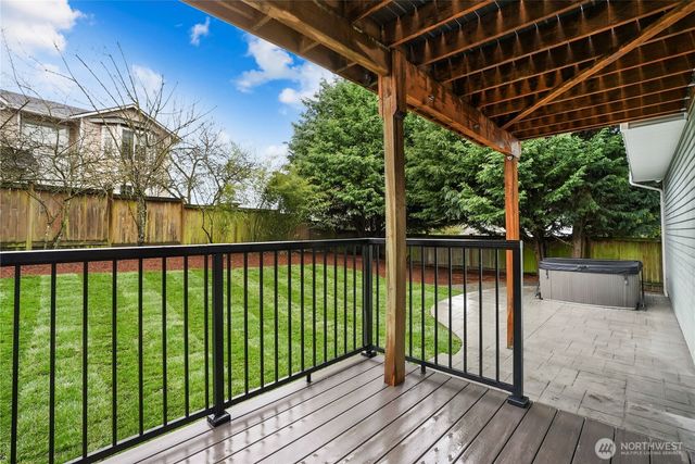 18926 21st Ave W, Lynnwood, WA 98036