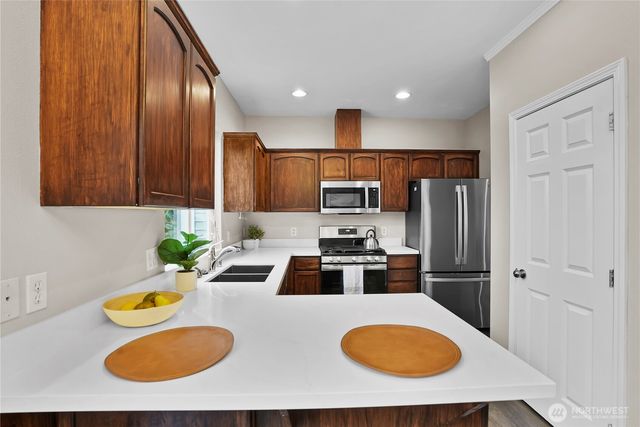 18926 21st Ave W, Lynnwood, WA 98036