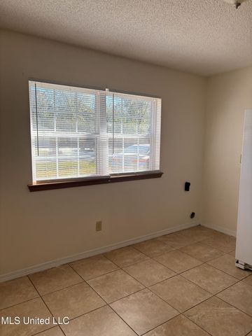 3017 Bemis Avenue, Gautier, MS 39553