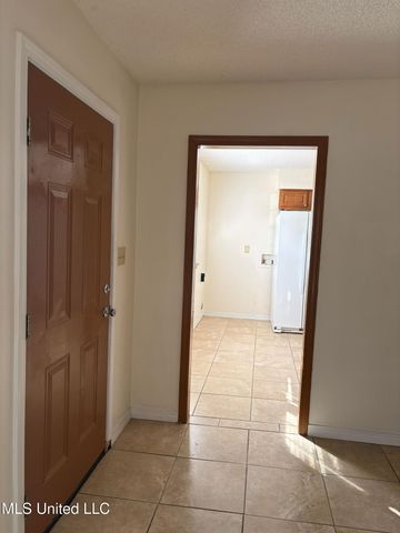 3017 Bemis Avenue, Gautier, MS 39553