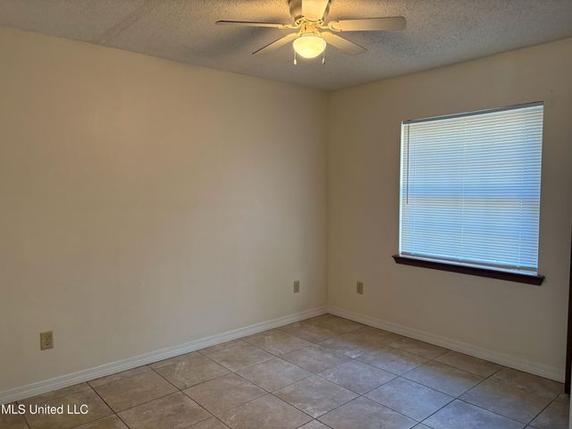 3017 Bemis Avenue, Gautier, MS 39553