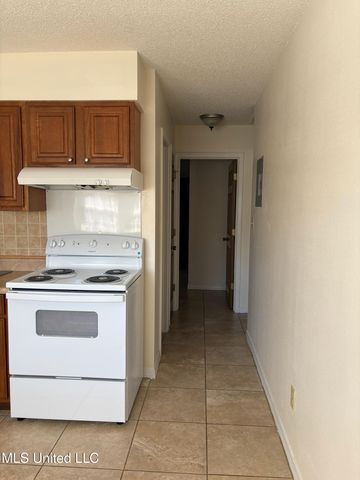 3017 Bemis Avenue, Gautier, MS 39553