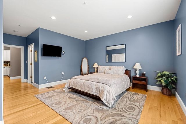 100 Kirkbride 109, Danvers, MA 01923