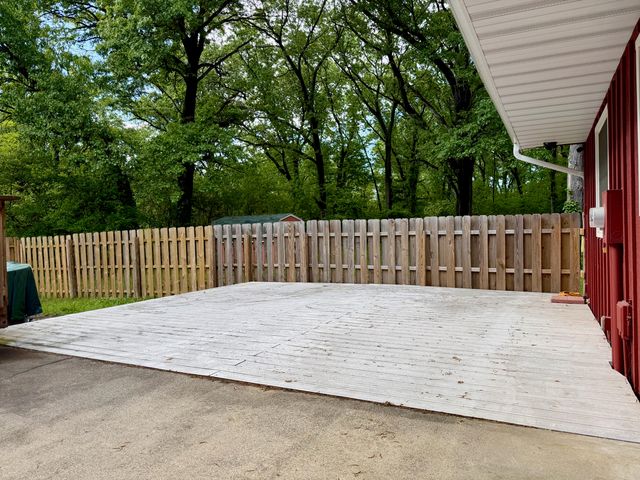 2120 E 200 S, Knox, IN 46534