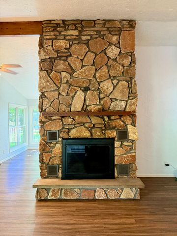 2120 E 200 S, Knox, IN 46534