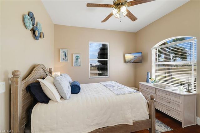 3237 Yucatan PKWY, Cape Coral, FL 33993