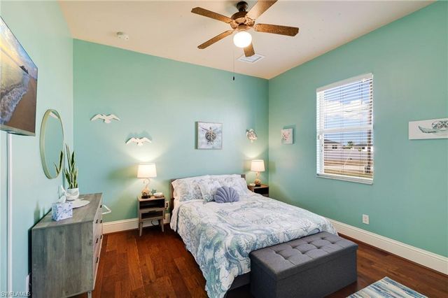 3237 Yucatan PKWY, Cape Coral, FL 33993