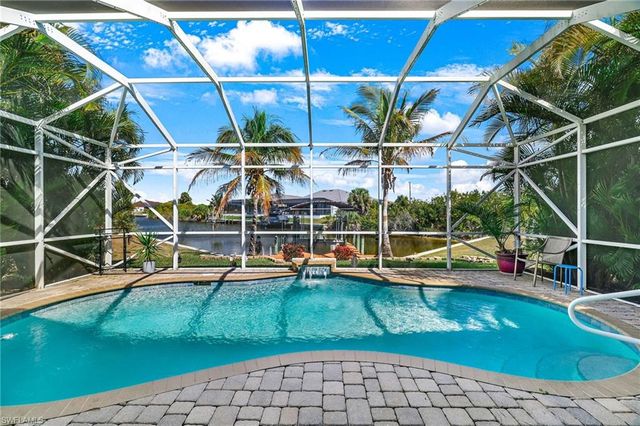 3237 Yucatan PKWY, Cape Coral, FL 33993