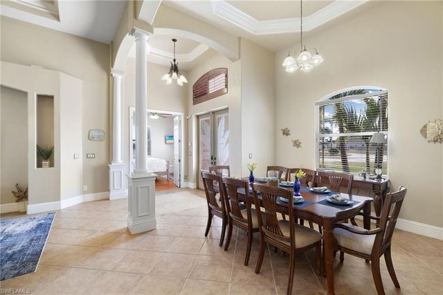 3237 Yucatan PKWY, Cape Coral, FL 33993