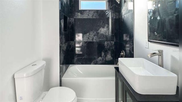 27 W 8TH STREET, Apopka, FL 32703