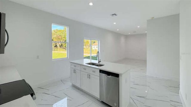 27 W 8TH STREET, Apopka, FL 32703