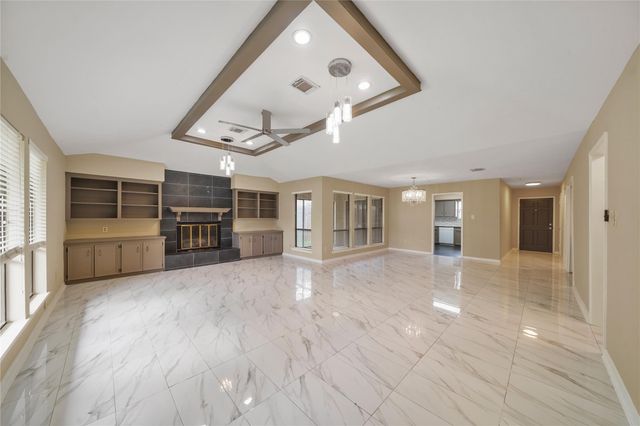 12719 Ashford Chase Drive, Houston, TX 77082