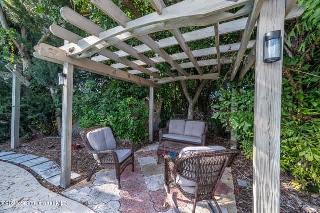 275 Bahama Drive, Merritt Island, FL 32952