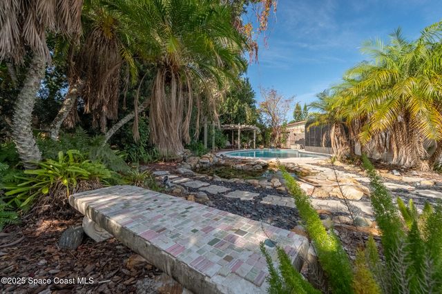 275 Bahama Drive, Merritt Island, FL 32952