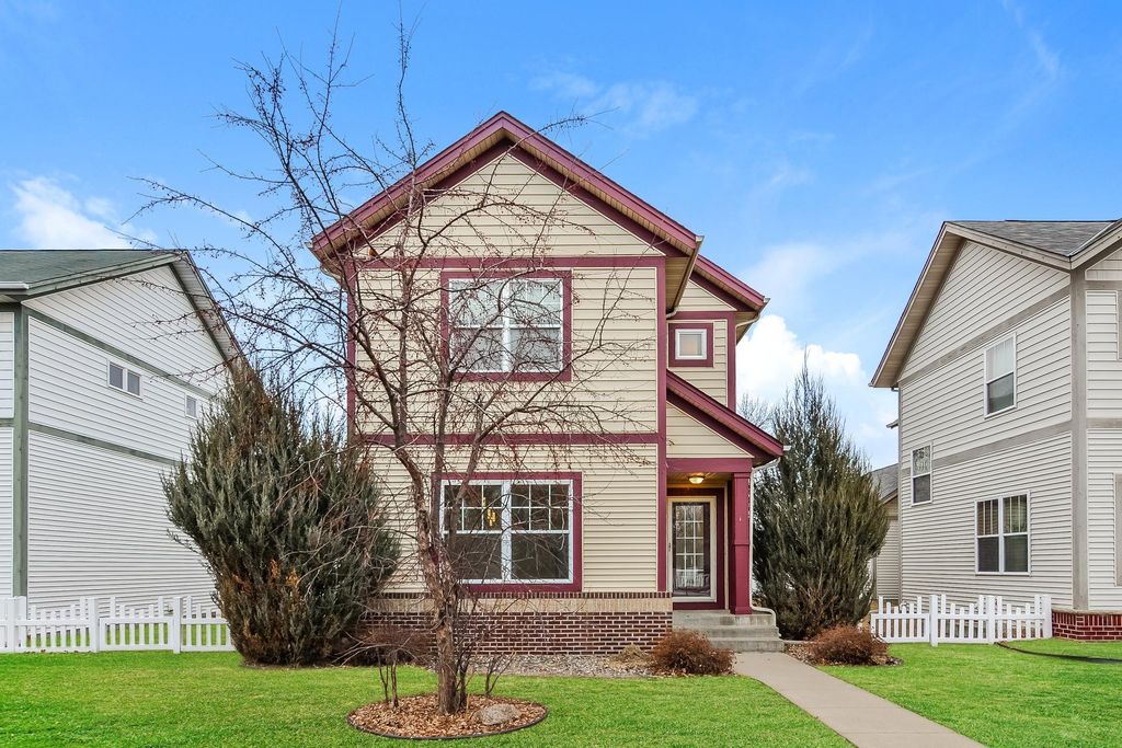 1304 50th Avenue N, Minneapolis, MN 55430