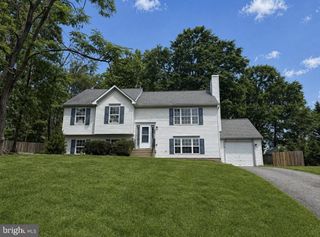 5703 WESTCHESTER LN, Fredericksburg, VA 22407