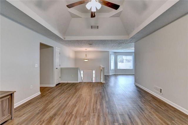 2300 Huntington Drive, Loganville, GA 30052