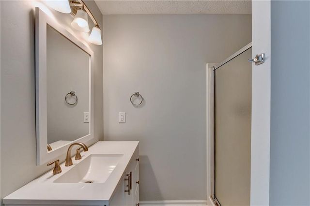 2300 Huntington Drive, Loganville, GA 30052