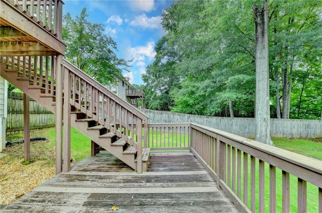 2300 Huntington Drive, Loganville, GA 30052