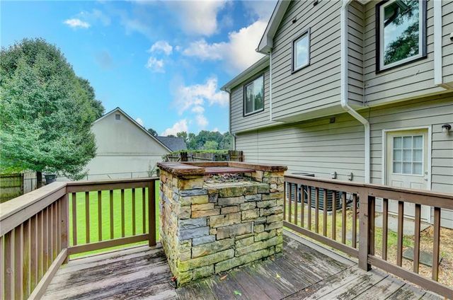 2300 Huntington Drive, Loganville, GA 30052