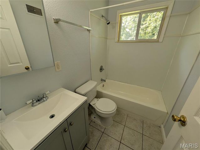 1122 Prigge Avenue, Normandy, MO 63138