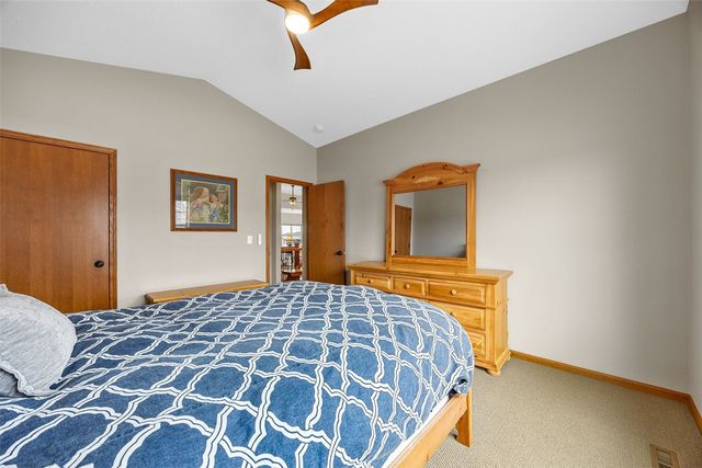 230 Windflower Lane, Solon, IA 52233