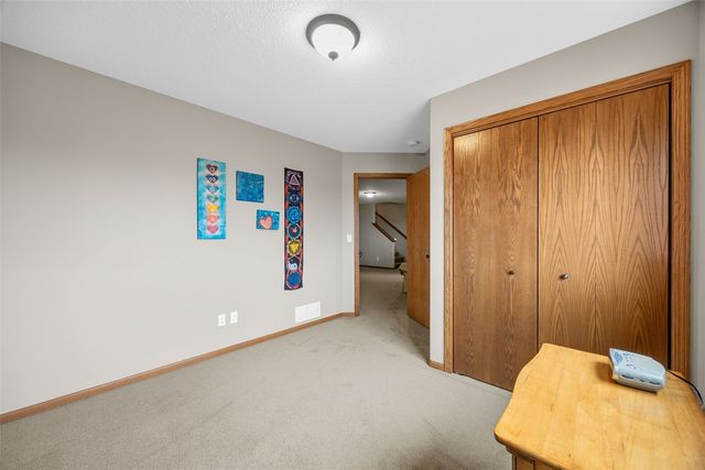 230 Windflower Lane, Solon, IA 52233