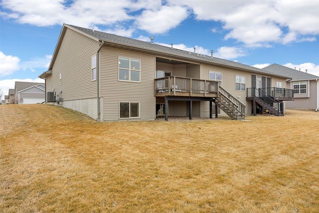 230 Windflower Lane, Solon, IA 52233