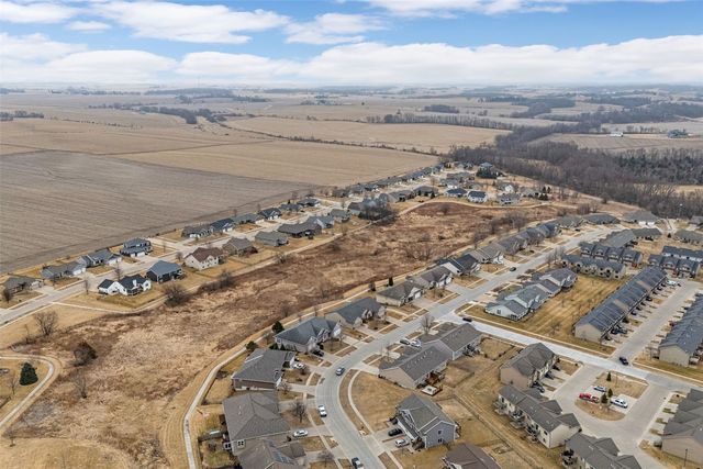 230 Windflower Lane, Solon, IA 52233