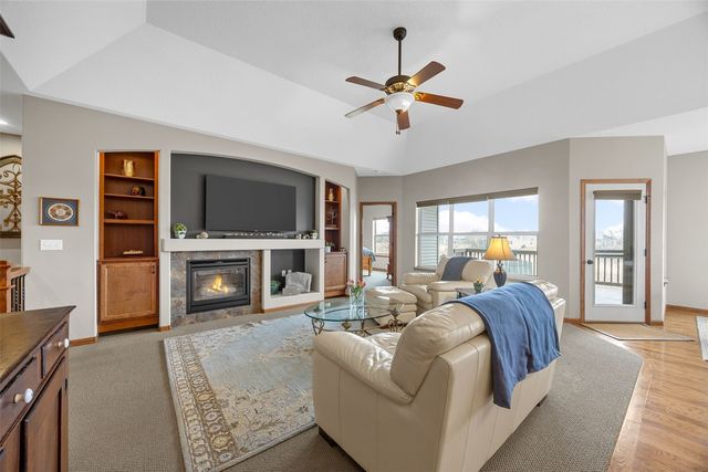 230 Windflower Lane, Solon, IA 52233