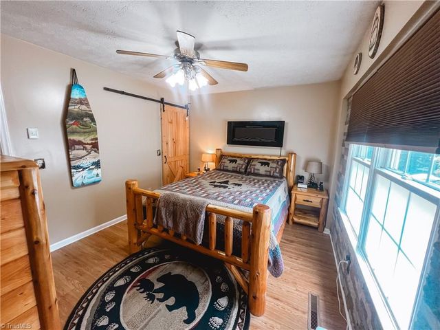 146 S Bridgewater Road, Mount Airy, NC 27030