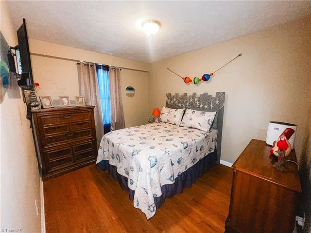 146 S Bridgewater Road, Mount Airy, NC 27030