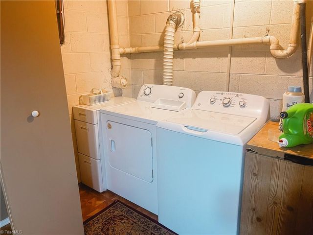 146 S Bridgewater Road, Mount Airy, NC 27030