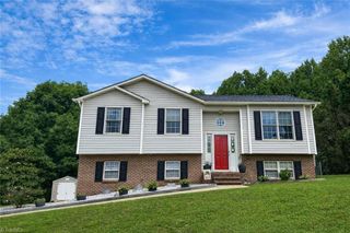 146 S Bridgewater Road, Mount Airy, NC 27030