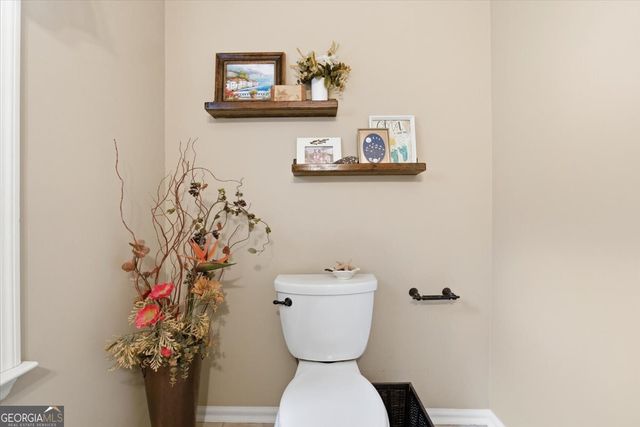 1033 Wash Lee Drive SW, Lilburn, GA 30047