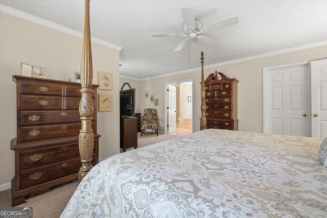 1033 Wash Lee Drive SW, Lilburn, GA 30047