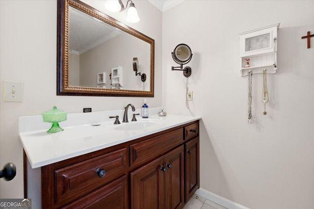 1033 Wash Lee Drive SW, Lilburn, GA 30047